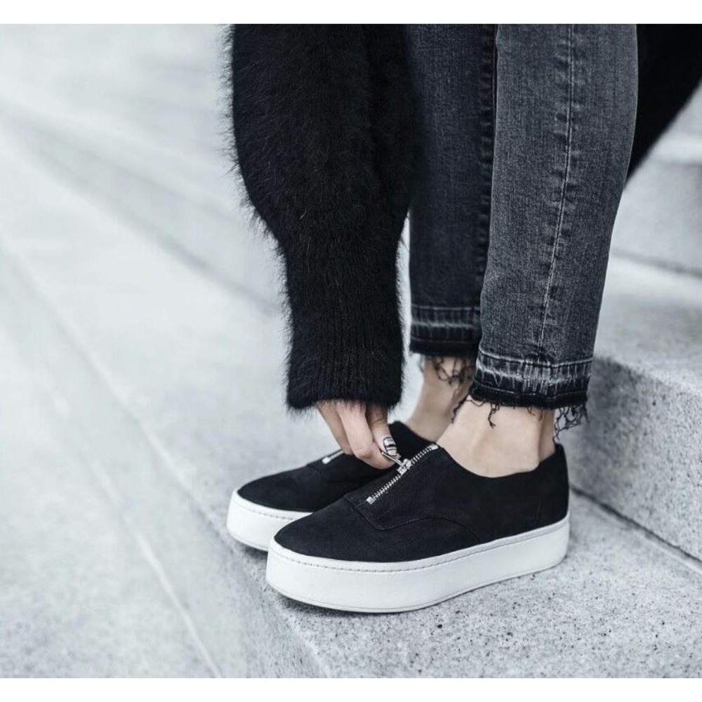 Vince Warner Platform Zip Up Slip On Sneakers Black Leather‎ NIB Size 8.5 $250